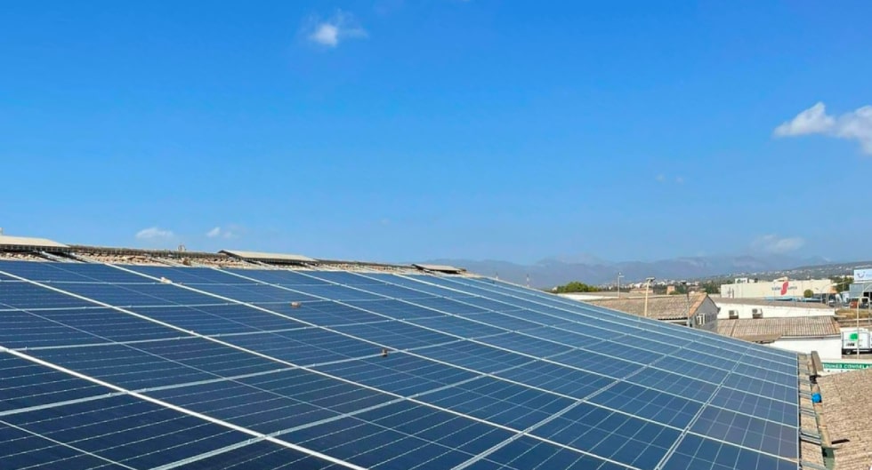 Instalación fotovoltaicas para Frutas Daniel SL - Ahorroluzygas.com